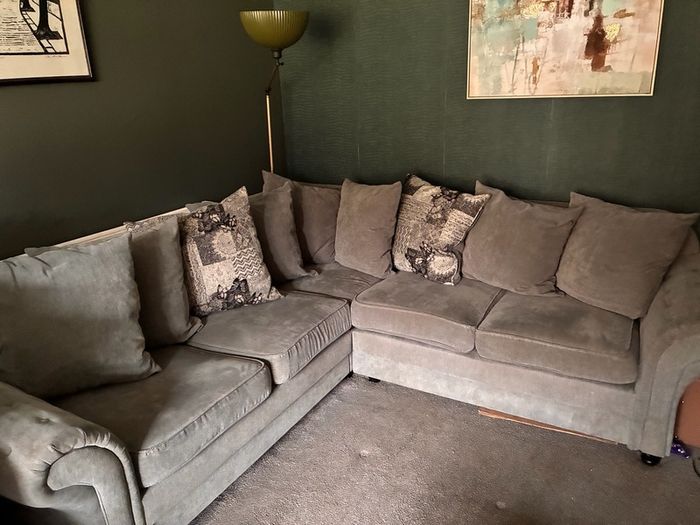 corner sofa quick sale