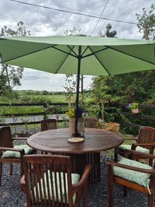 Garden Table & Chairs x 6