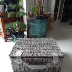 Picnic basket