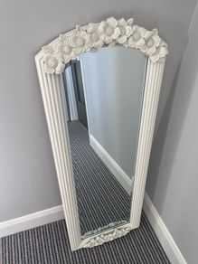 Decorative mirror