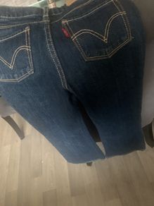 Levi's 517 flairs