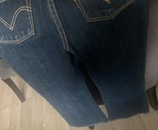 Levi's 517 flairs