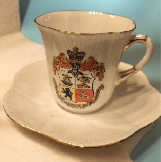 Vintage Shelley Dainty Bone China Teacup and Saucer Douglas Isle of Man Crested Ware