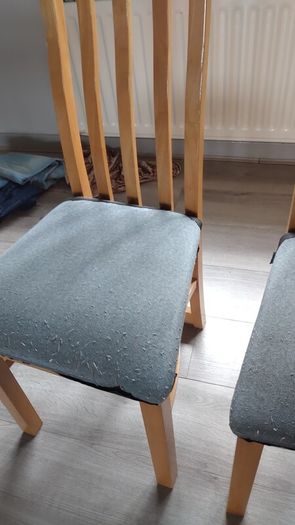 4 chairs please read description