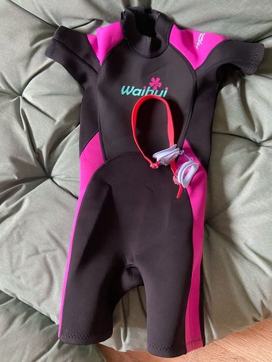 Girls wet suit age 4-6years