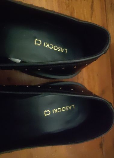women's leather shoes  Size 7/41