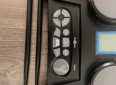 Gears4Music electric drum machine (with headphones & sticks)
