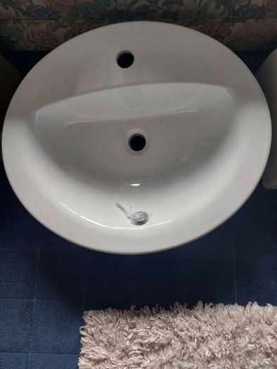 Bathroom sinks