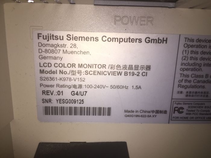 Fujitsu Siemens Monitor 19" LCD color