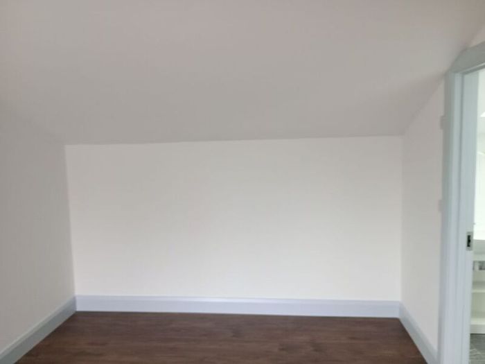 Tiler, bathroom fitters, kitchen fitters, handyman