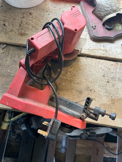 Electric Chainsaw Sharpener
