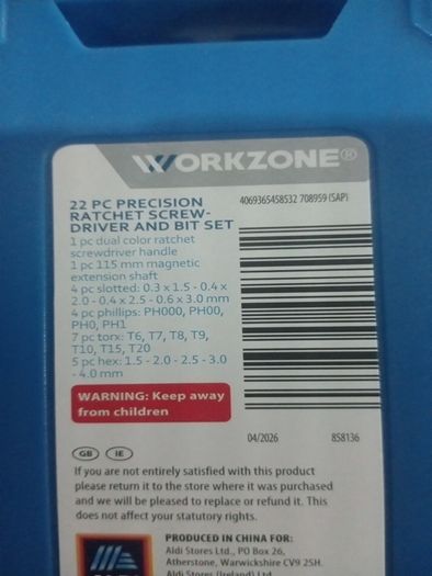 22 pc precision ratchet screwdriver and bit set