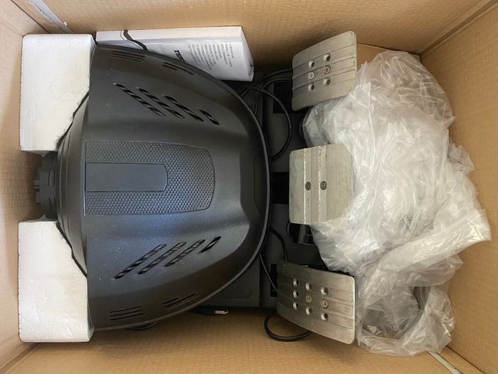 Thrustmaster T300 RS Force Feedback Steering wheel + pedals