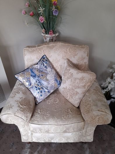 Sofa suite set 3 +1 +1