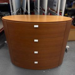 Loddenkemper chest of drawers