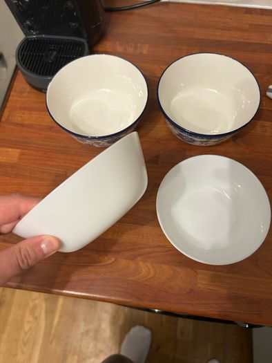 Kitchen dishes