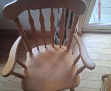 kitchen table and chairs