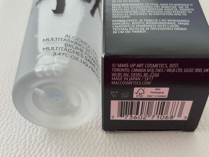 MAC fix+ alcohol free multi tasking setting spray 100ml