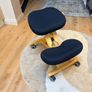 Kneeling chair Image 4