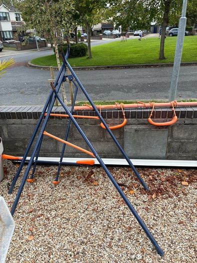 kids swing