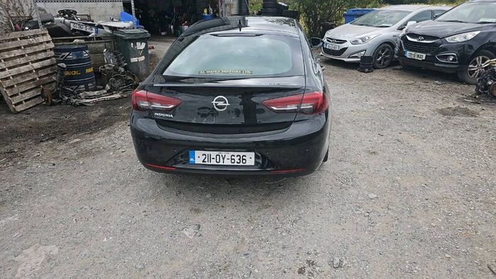 21 opel insignia Grand Sport Sri-1.6