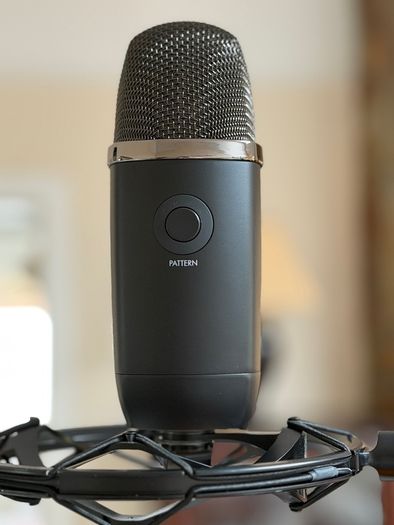Logitech Yeti Blue with Compass Boom Arm