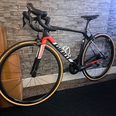 Giant tcr advanced pro. M size.  54.