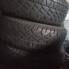 235 65 17 tyres
