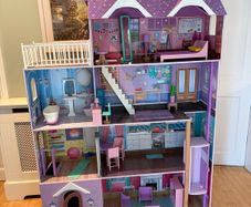 Large dolls house