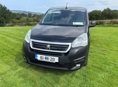 PEUGEOT Partner Professional 1.6HDI only 92,000 km