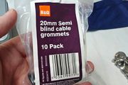 Pack of 7 x 20mm Grommets, semi cable blind