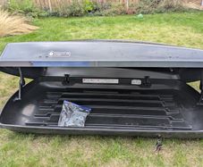 Modula Ciao 430 litre black roof box.