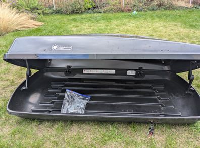 Modula Ciao 430 litre black roof box.