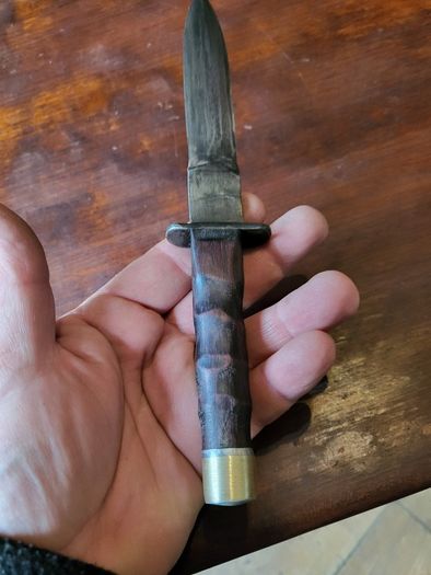 Hunting knife