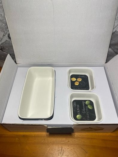 3 Porcelain Bowls with Bamboo Tray Tasting Set