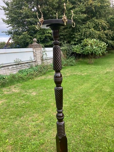 Coat stand