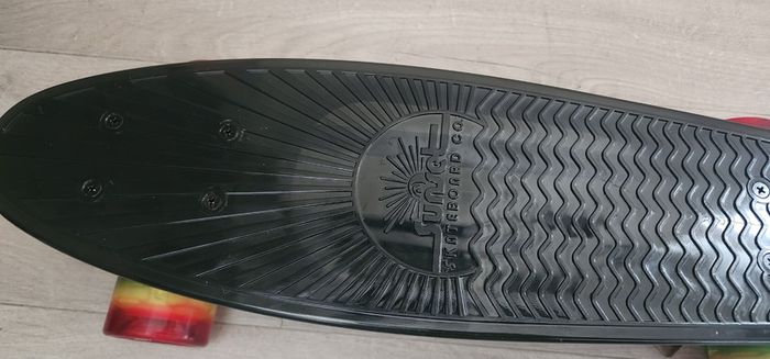 Sunset Led Light Complete Cruiser Skateboard - Black Rasta NRP 120 Eur