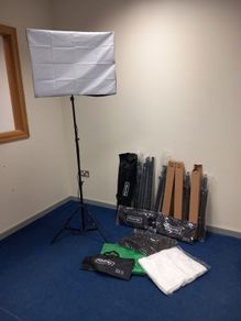 Fovitec Classic 3-light Studio Photography Kit plus 2 turntables