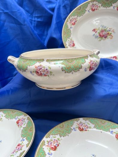 arklow dinner service