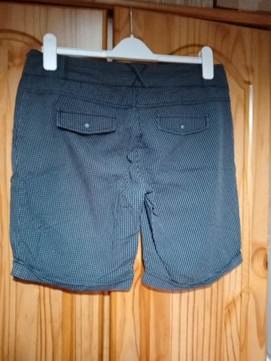 House shorts M