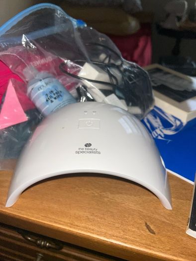 gel nail kit: lamp + builder coats + 3 colours
