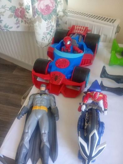 superhero figures