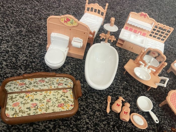 doll house furniture