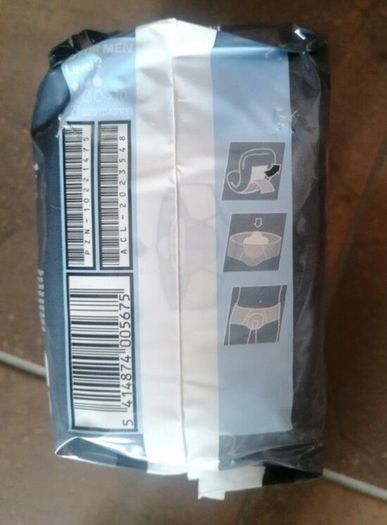 16 Packs of iD Pads for Men