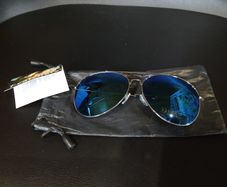 I-Catchers Sunglasses. Brand New! Free Postage!