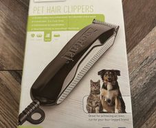 Zoofari Pet Hair Clippers with 2 Attachments