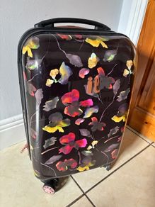 IT Floral Design Cabin Suitcase