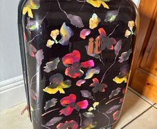 IT Floral Design Cabin Suitcase
