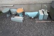 Aquamarine bathroom suite, including cast iron bath