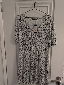 Ladies Size 10 Dress From Marks and Spencer BNWT